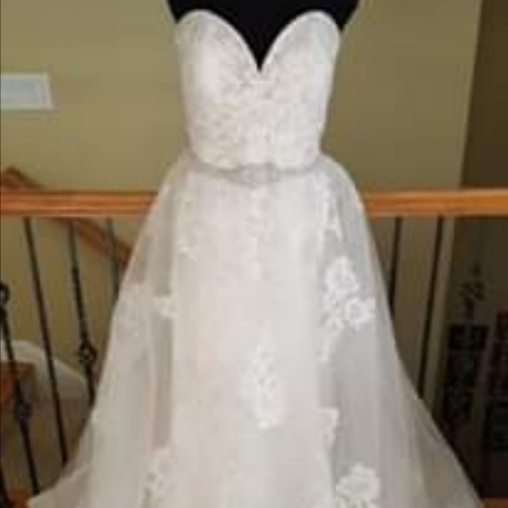 Madison James wedding dress MJ351